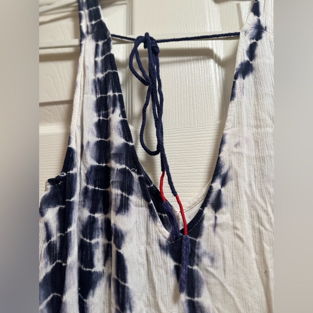 Aakaa Blue & White Tie-Dye Maxi Dress - Picture 5 of 8